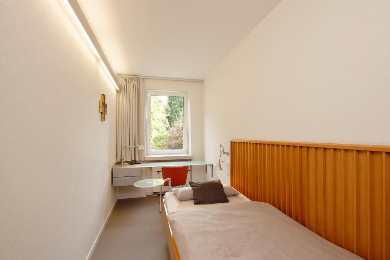 Katholische Akademie Schwerte Otel Dış mekan fotoğraf